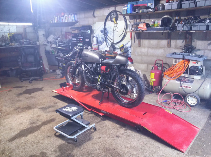 Brian C’s custom cafe racer in House of Kolor Galaxy Gray