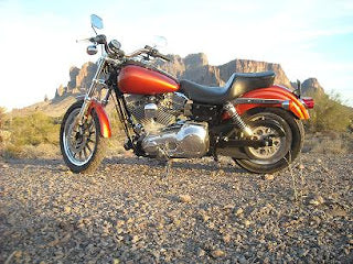 Scott's 2001 Harley in Sunburst Orange Met. II - sweet!